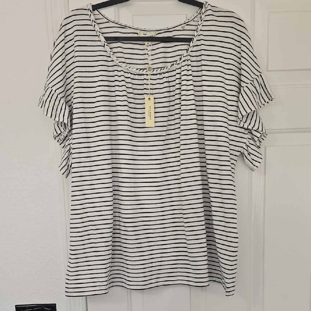 Max Studio Black and White Striped Blouse Sz 1x Nwt